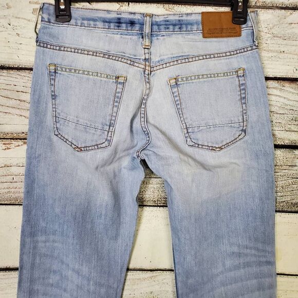 Old Navy Men’s Straight Fit Jeans Size 30x32 Light Wash 100% Cotton - Picture 5 of 10